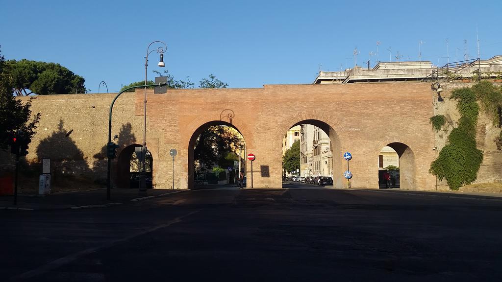 Termini Station Apartment Ai Due Cortili Presso Le Mura Aureliane Roma Dış mekan fotoğraf