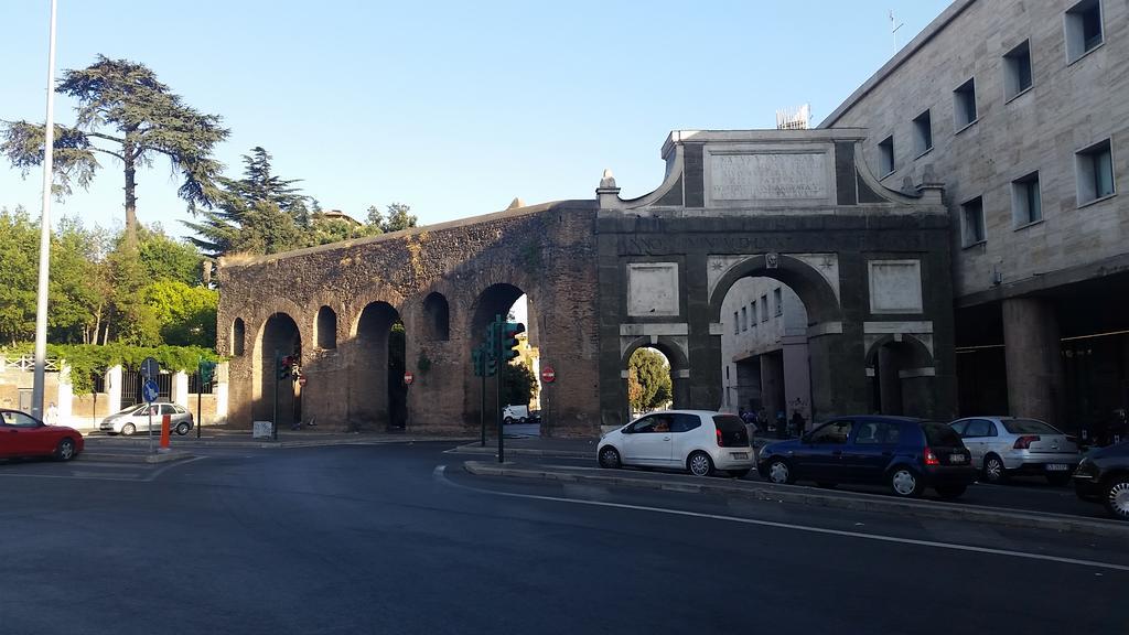 Termini Station Apartment Ai Due Cortili Presso Le Mura Aureliane Roma Dış mekan fotoğraf